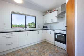 2/2 Northall Road, New Lynn