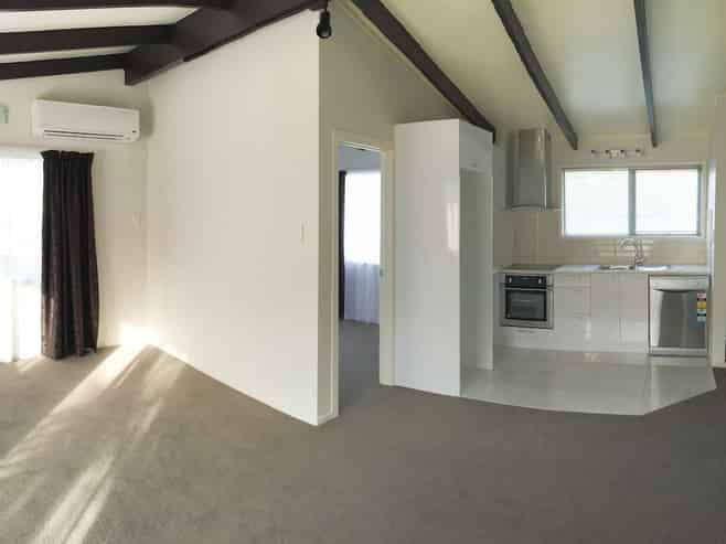 2/12 Normans Hill Road, Onehunga