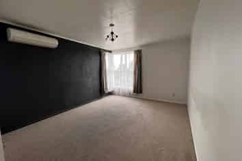 15 Beagle Avenue, Mount Albert