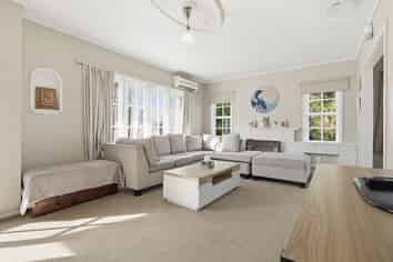 3 Joanna Place, Deanwell