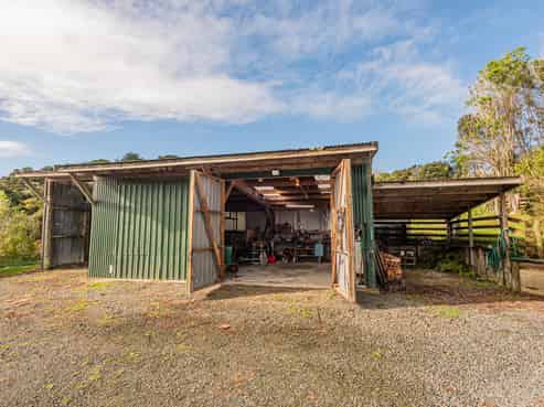 4 Paparoa Station Road, Paparoa