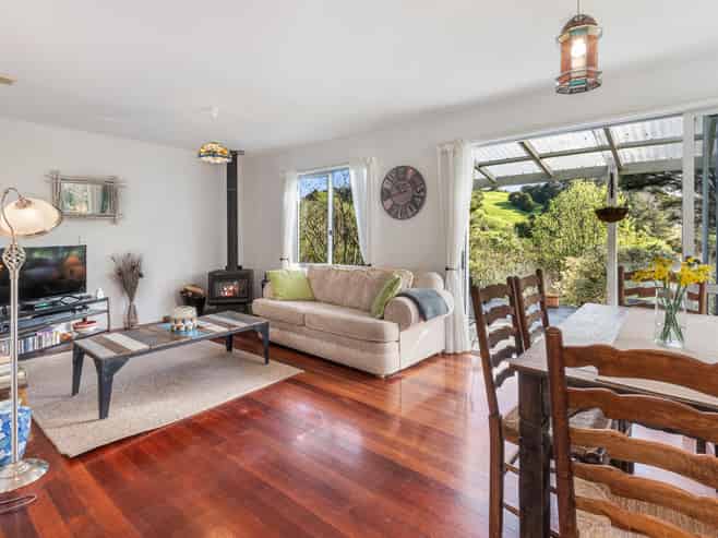 4 Paparoa Station Road, Paparoa