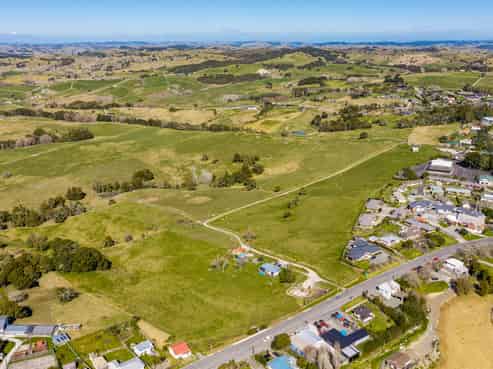 122 Hurndall Street, Maungaturoto