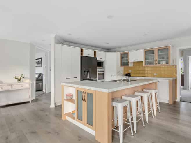 200 The Oaks Drive, Cambridge