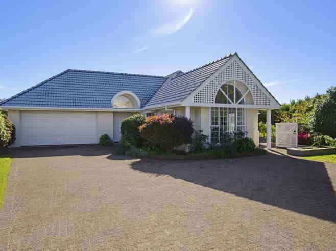 1 Maple Lane, Waikanae
