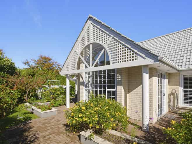 1 Maple Lane, Waikanae