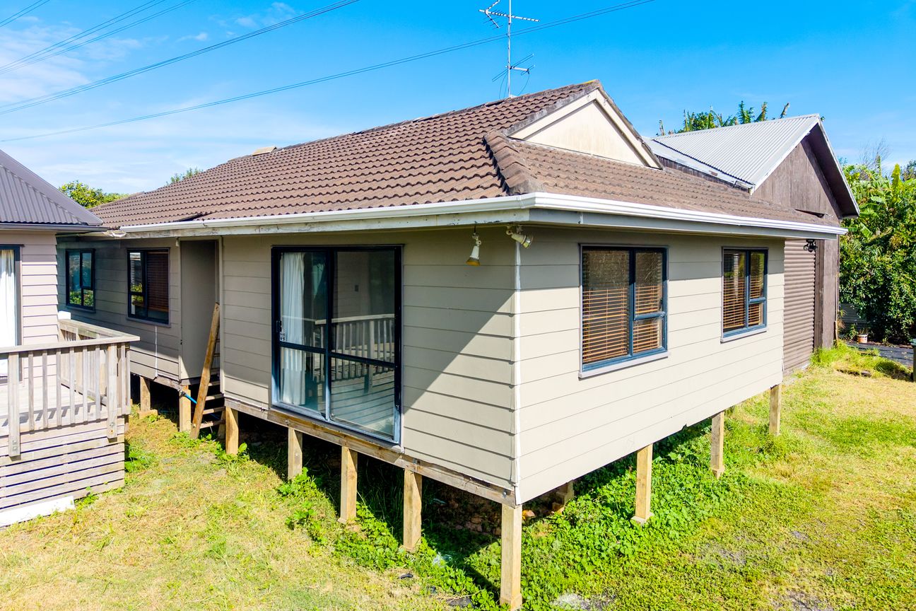 House in Maungakiekie-Tāmaki, Richmond Quarry, Mount Wellington - View 4