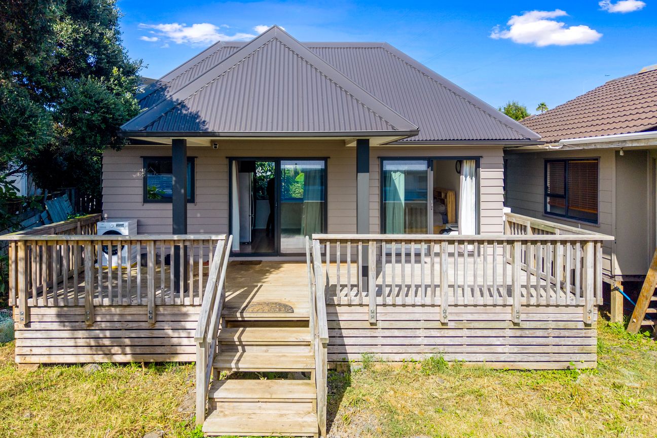 House in Maungakiekie-Tāmaki, Richmond Quarry, Mount Wellington - View 3