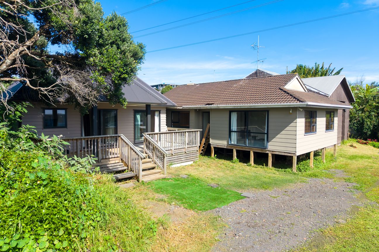 House in Maungakiekie-Tāmaki, Richmond Quarry, Mount Wellington - More