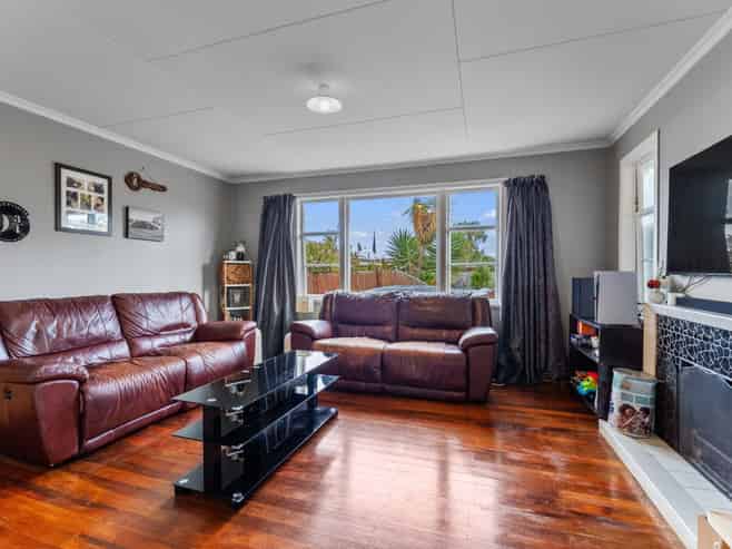 27 Iti Street, Otaki