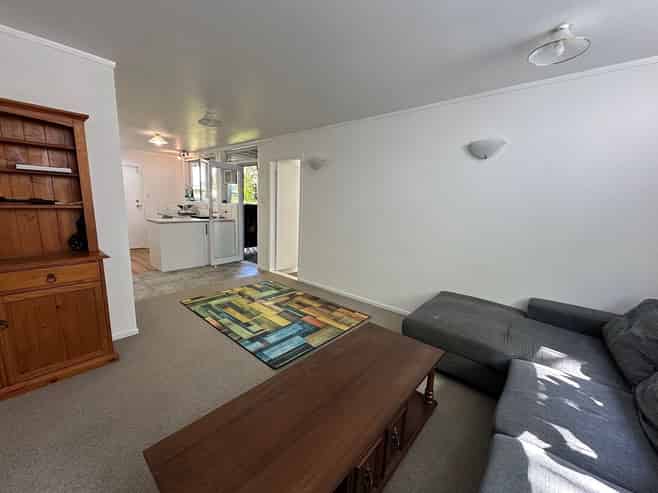 11 Roberts Road, Glenfield