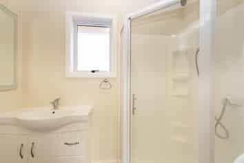 1/118 Estuary Road , South New Brighton