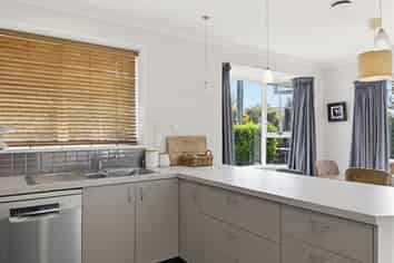 2/63 Gainsborough Street, Hoon Hay