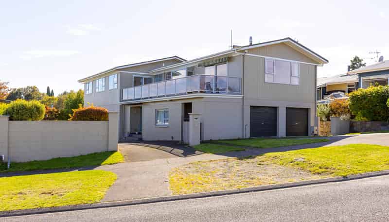 50 Birch Street, Hilltop