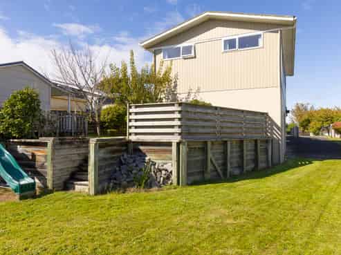 50 Birch Street, Hilltop