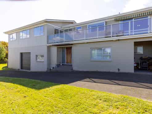 50 Birch Street, Hilltop