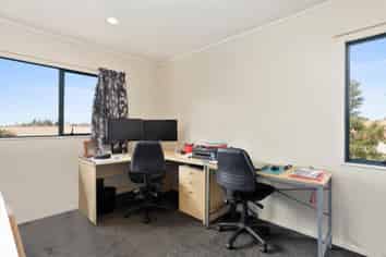 1 Albizia Avenue, Henderson