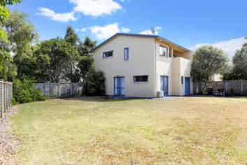 1 Albizia Avenue, Henderson