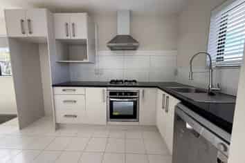 21A Bangla Place, Massey