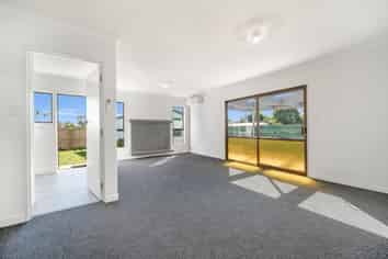 2/302a The Ridgeway, Stoke