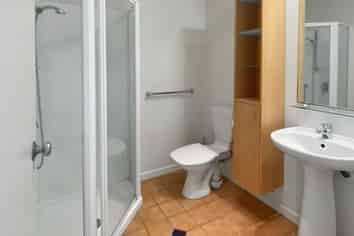 140/2 Armoy Drive, East Tamaki