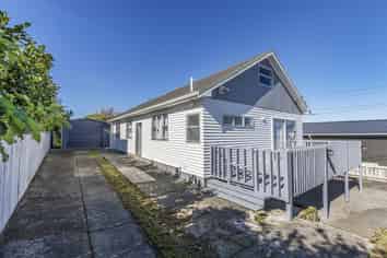 8 Herewini Street, Titahi Bay