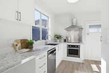 8 Herewini Street, Titahi Bay