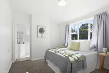 8 Herewini Street, Titahi Bay