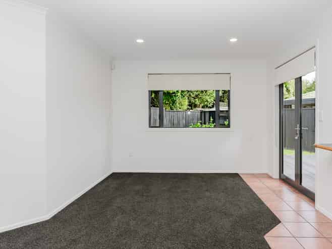 9 Logan Court, Chartwell