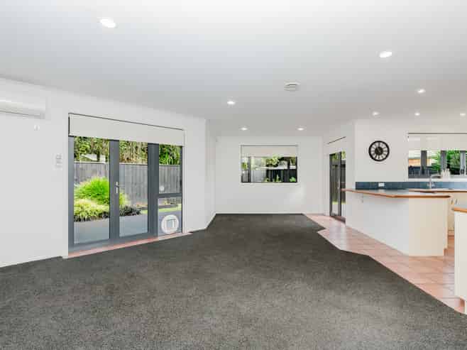 9 Logan Court, Chartwell