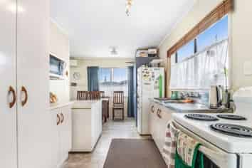 1A Kusabs Road, Mangakakahi