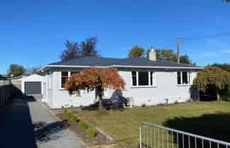 82 Totara Street, Lansdowne