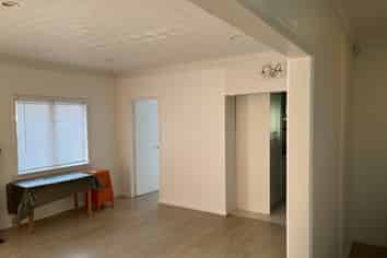 98 Portage Road, New Lynn