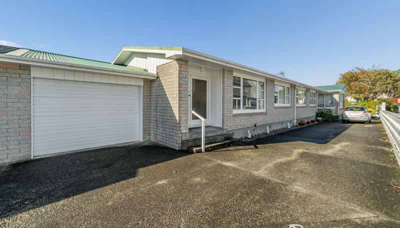 52a Pretoria Street, Central Hutt