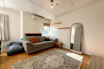 55 Wainui Rd, Raglan