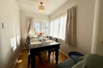 55 Wainui Rd, Raglan