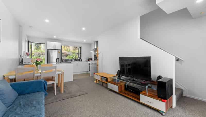 18 Akeake Lane, Albany