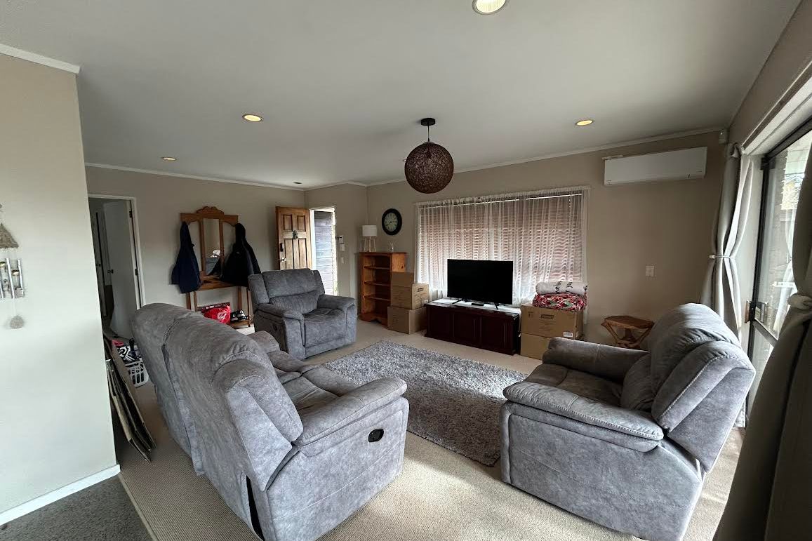 Four Bedrooms Family Home In Golflands - Widok 3
