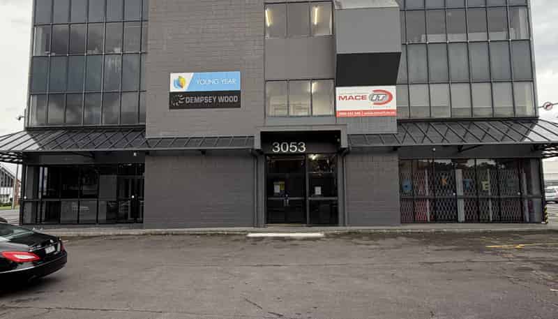 FF/3053 Great North Road, New Lynn