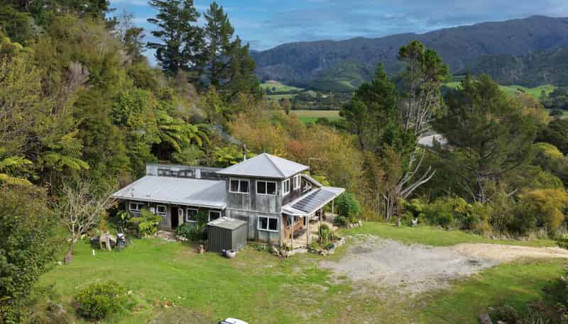 1155 East Takaka Road, Takaka