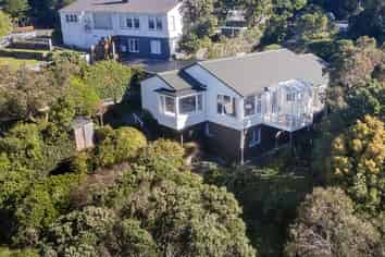 15 Lyons Crescent, Strathmore Park