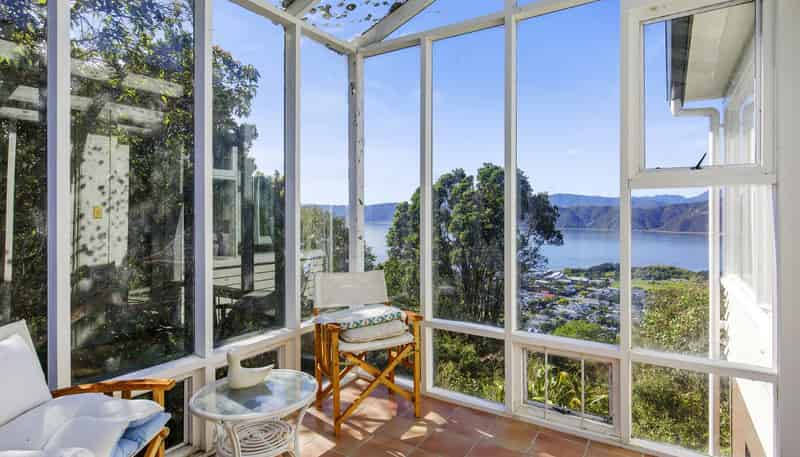 15 Lyons Crescent, Strathmore Park