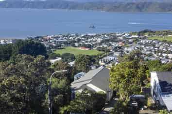 15 Lyons Crescent, Strathmore Park