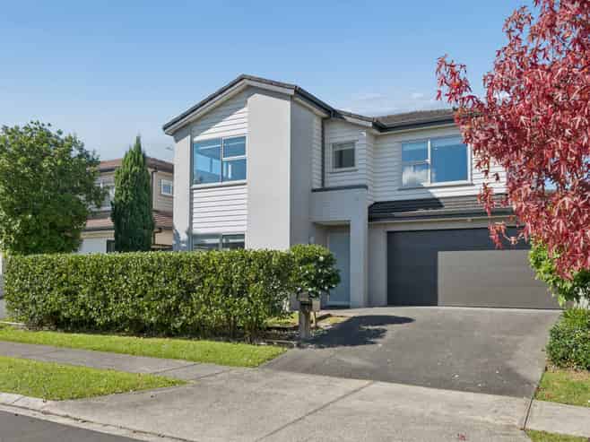 6  Lorenzo Way, Flat Bush