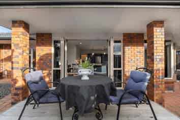 152 Gravatt Road, Papamoa