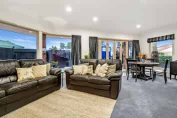 152 Gravatt Road, Papamoa