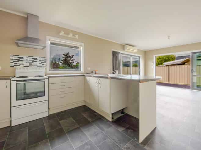 64 Kirkwood Road, Flaxmere