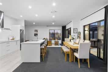 7 Kotare Drive, Coastlands