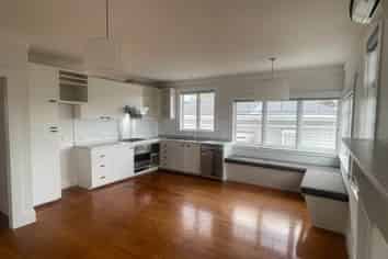 1/5 Barrington Road, Grey Lynn