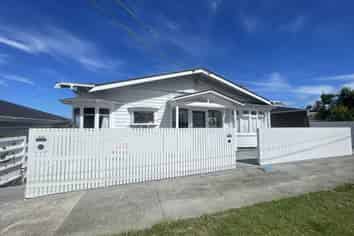 1/5 Barrington Road, Grey Lynn